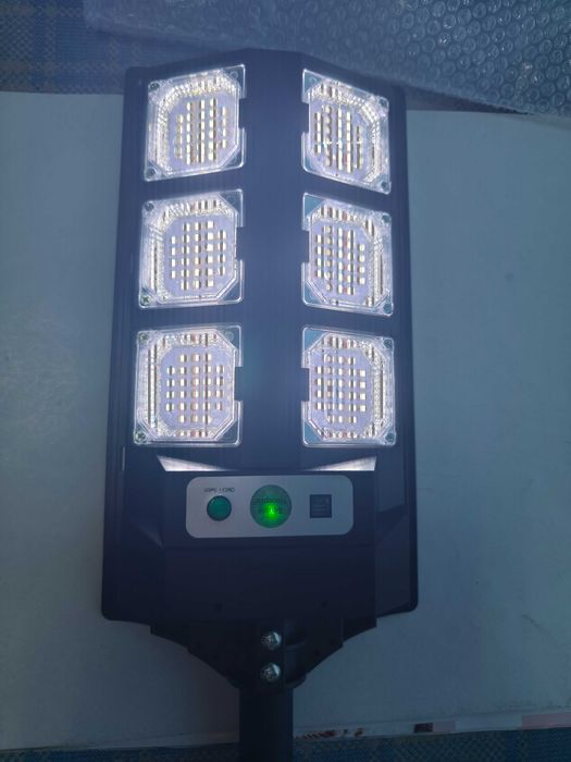 Lampa solara cu 6 ochi led cob si telecomanda