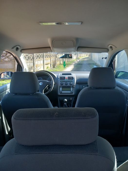 Volkswagen Touran  1.9 tdi (7 locuri )