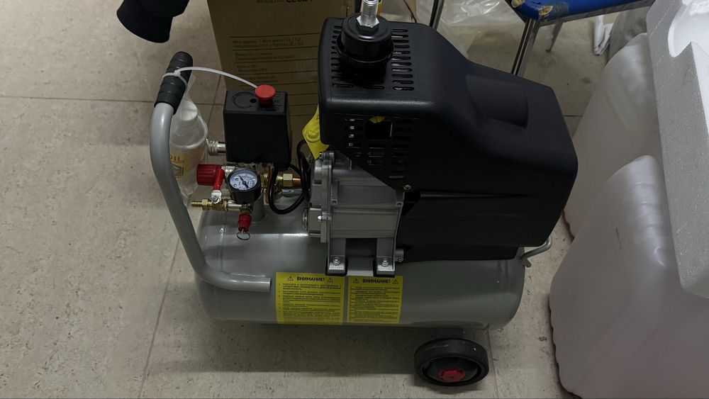 Воздушный компрессор Magnetta