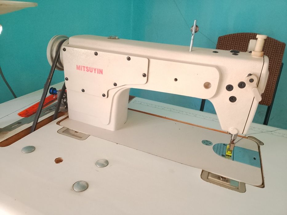 (Швейная)Тикиш машинаси сотилади. Холати зур