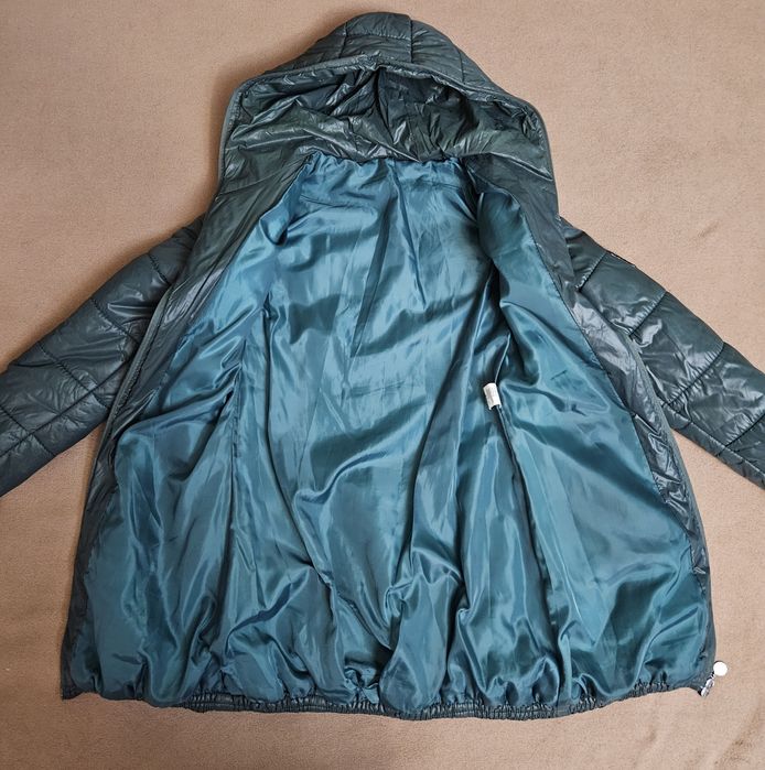 Тъмно зелено яке