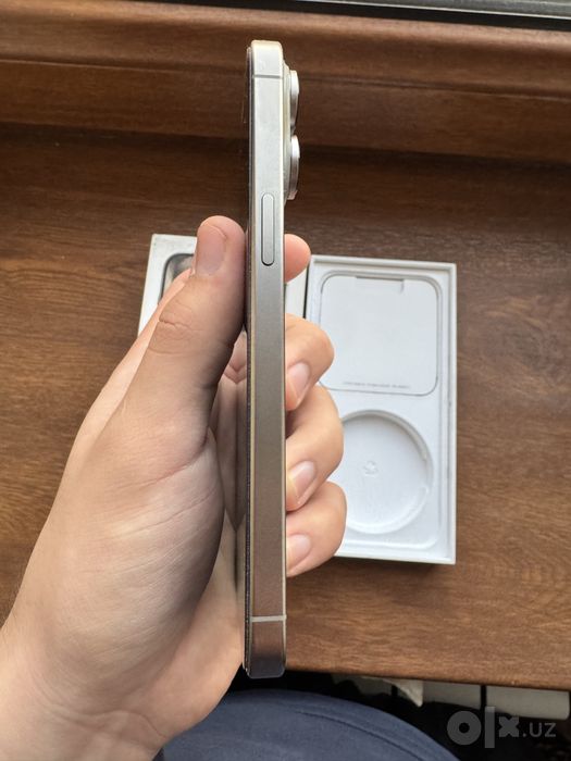 iPhone 15 Pro Max Sotladi