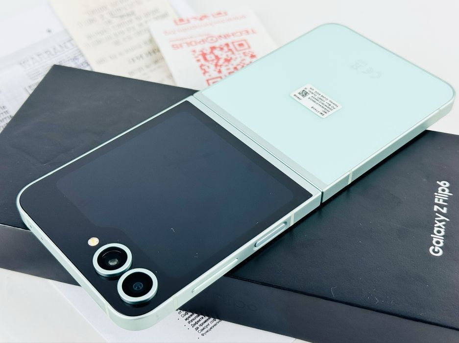 Samsung Galaxy Z Flip 6 5G 256GB 12RAM Mint Отличен!