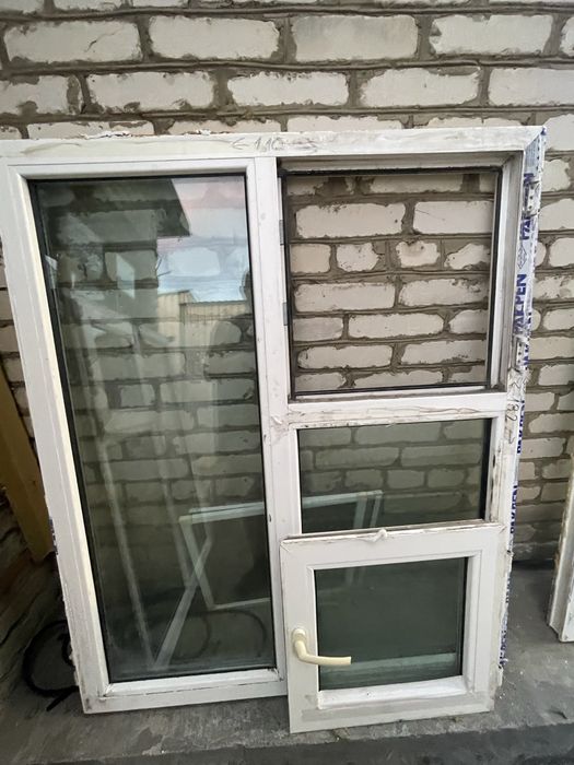 Окна б/у продам 25000 одно окно