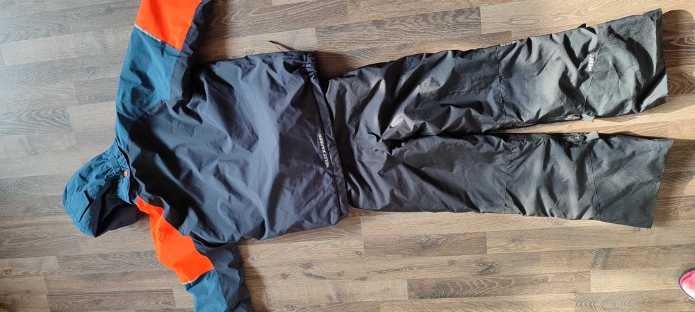 Детски ски екип Helly Hansen размер 152