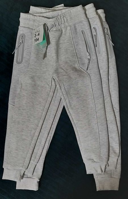 Долнища,къси панталони и дънки за момчета и момичета от 68см до 128см