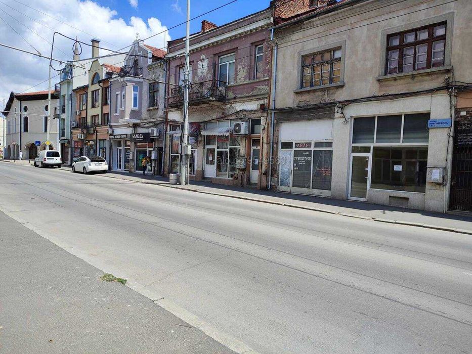 Дава се под наем Офис в Русе, Широк център - 35 кв.м за 153 € - Снимка #2