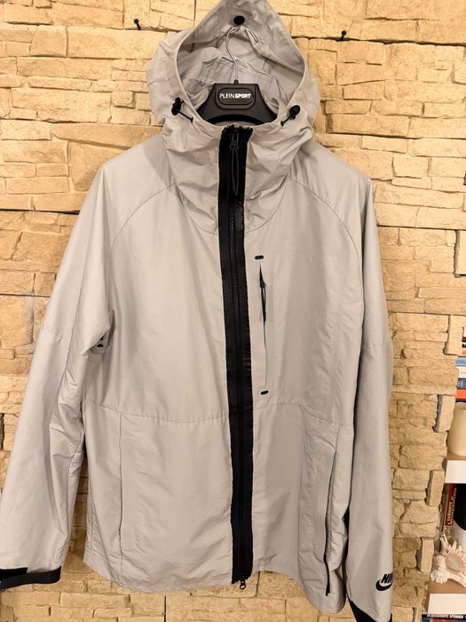 Nike Tech Fleece Grey Nylon Logo Hooded Light Jacket размер L