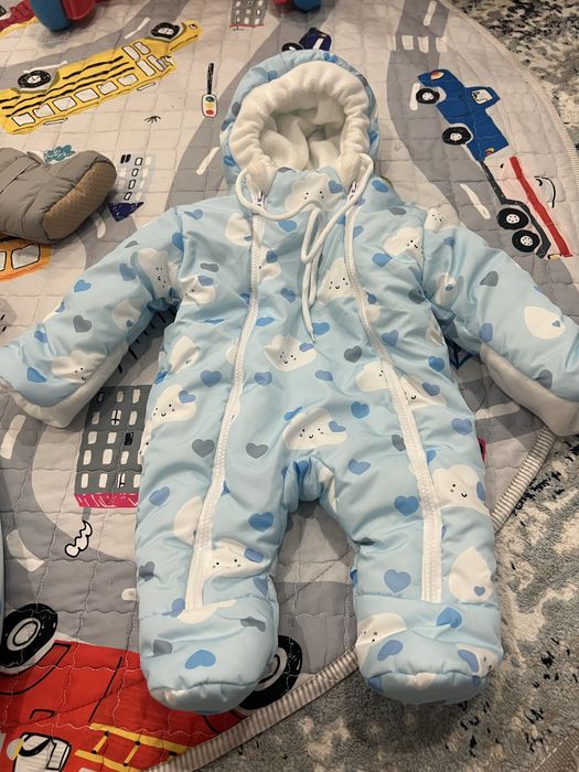 Комбинезон зимний на выписку