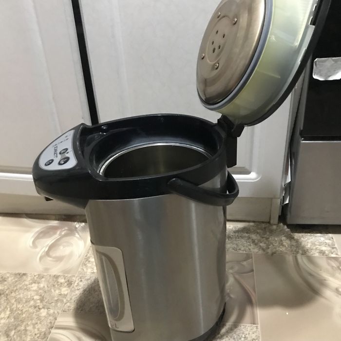 Продам термопот 4 литров рабочи