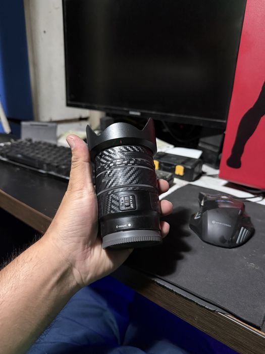 продам обьектив Sony 18-135