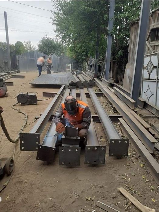 Vând hală metalică  10x10x3