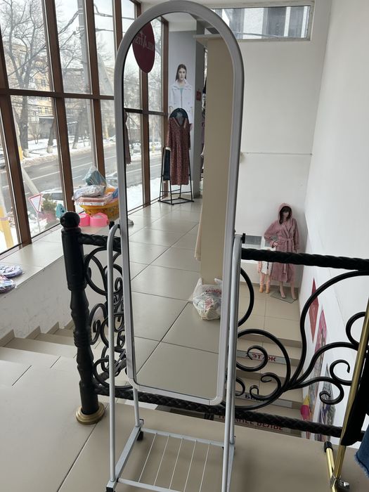 Продам б/у зеркало