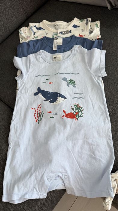 Set pijamale H&M, masura 1 1/2 - 2 ani. Stare foarte buna