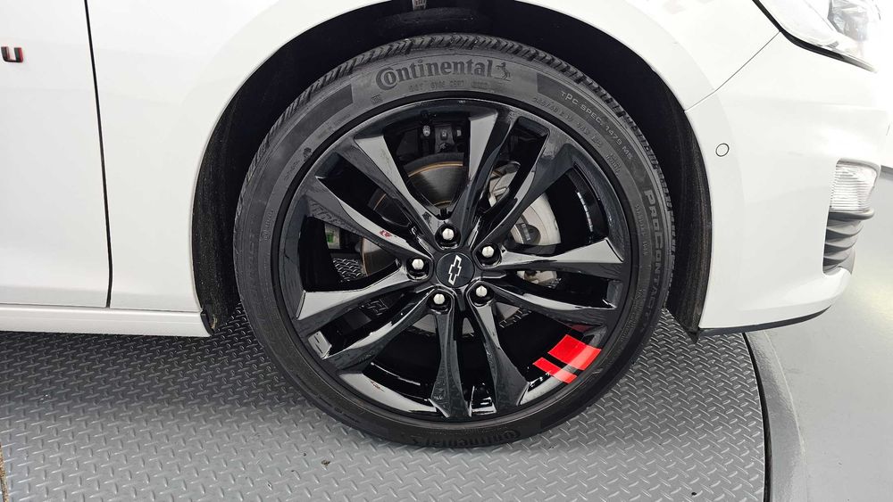Chevrolet Malibu Turbo 2.0 Redline