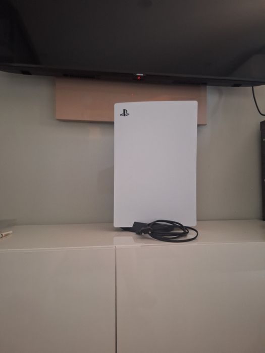 Playstation 5 с 9 игри
