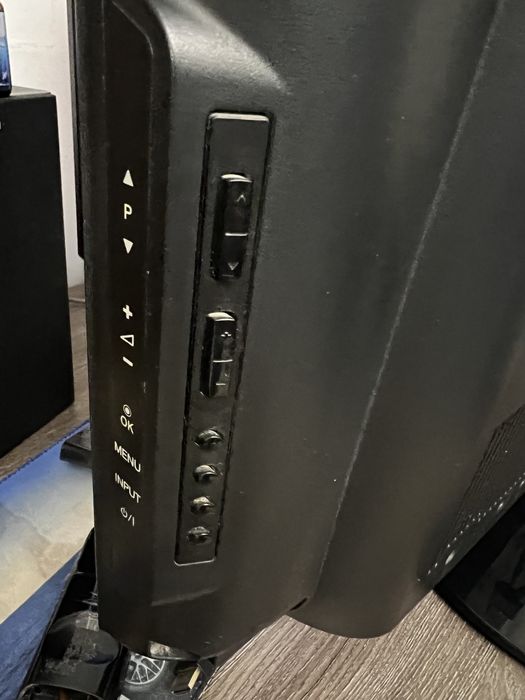 Продается телевизор LG 32LD320 32дюйма