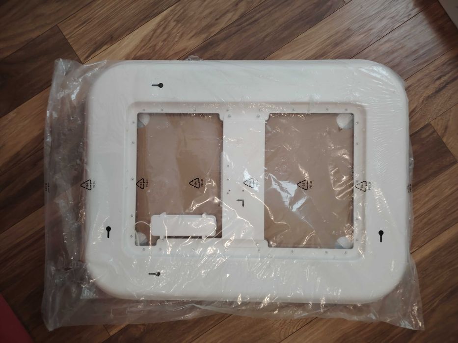 STORJORM
огледало с вградено осветление, 80x60 см, бяло