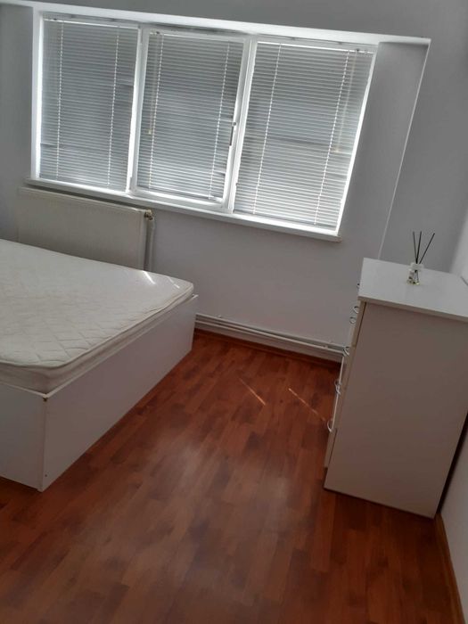 Apartament de închiriat