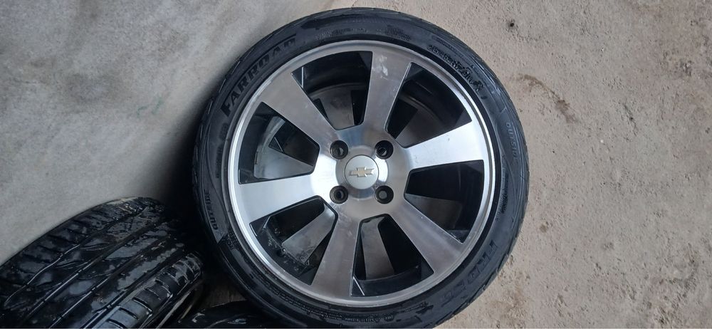 Gentra 215/45/17 Diska+Balon