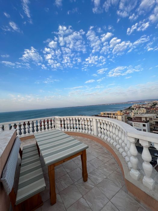 Продава се Четиристаен апартамент в Свети Влас - 300 кв.м за 1167 €/кв.м - Снимка #1