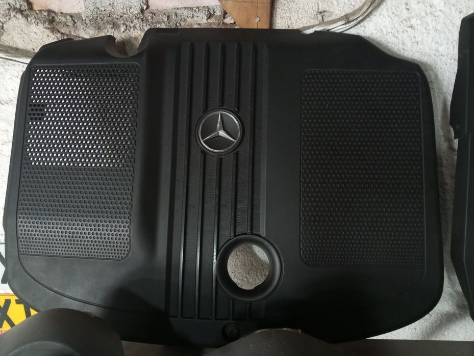 Кора двигател 651  w212,w204 E220 C220