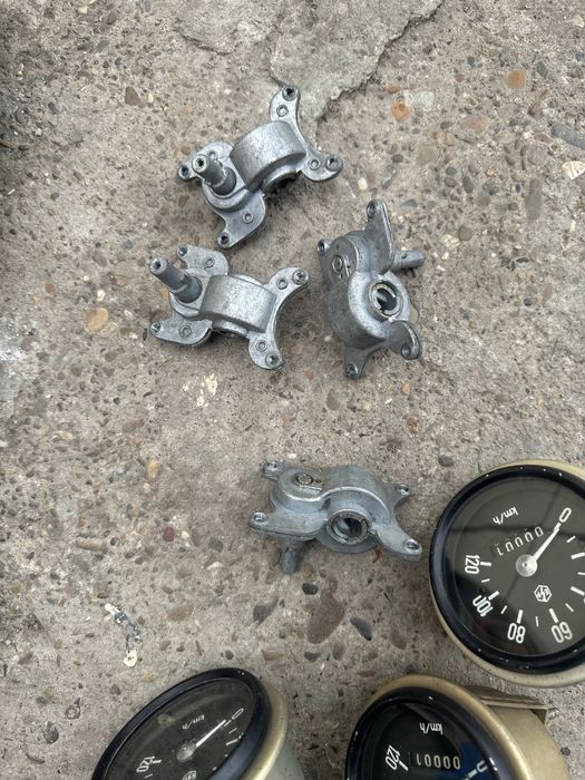 Mecanism Geam triunghilar ARO,ARO244,243,ARO 240 epocă