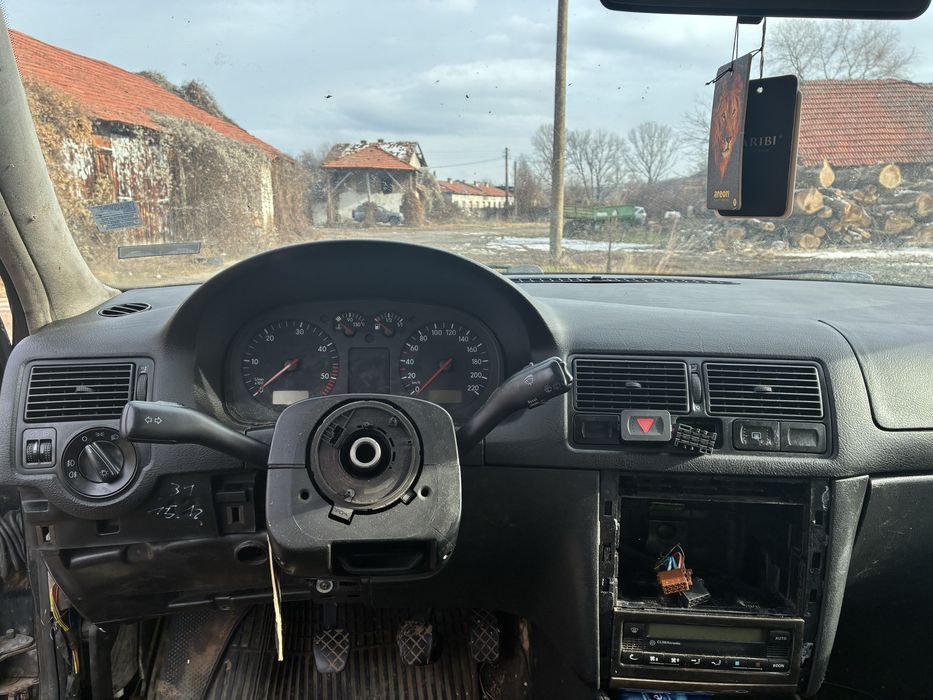 Голф 4 1.9 110 коня на части