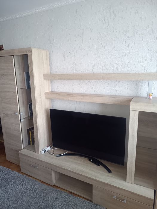 Închiriez apartament 3 camere decomandat