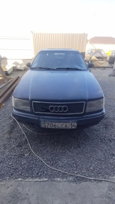 Ауди С4 100, 1992 года