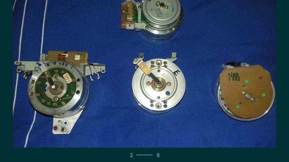 Capuri aparate video mari-VHS cu 2 si 4 pastile