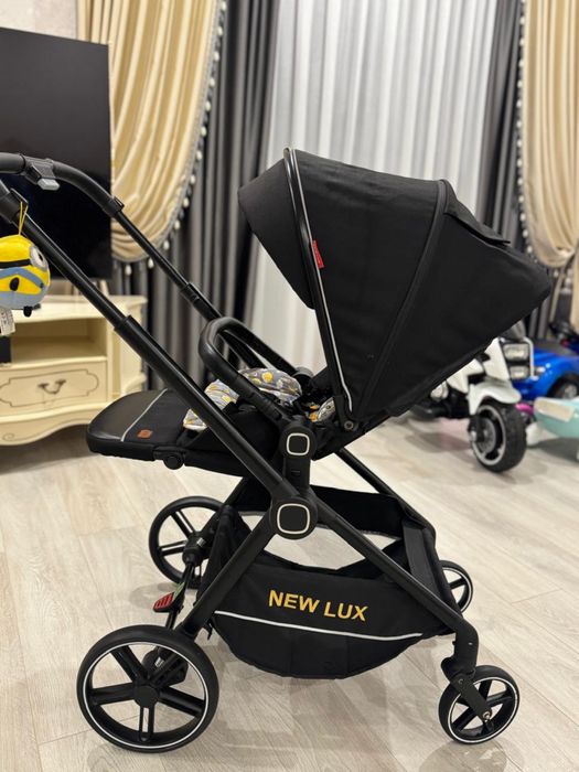 Комфортная коляска  NEW LUX