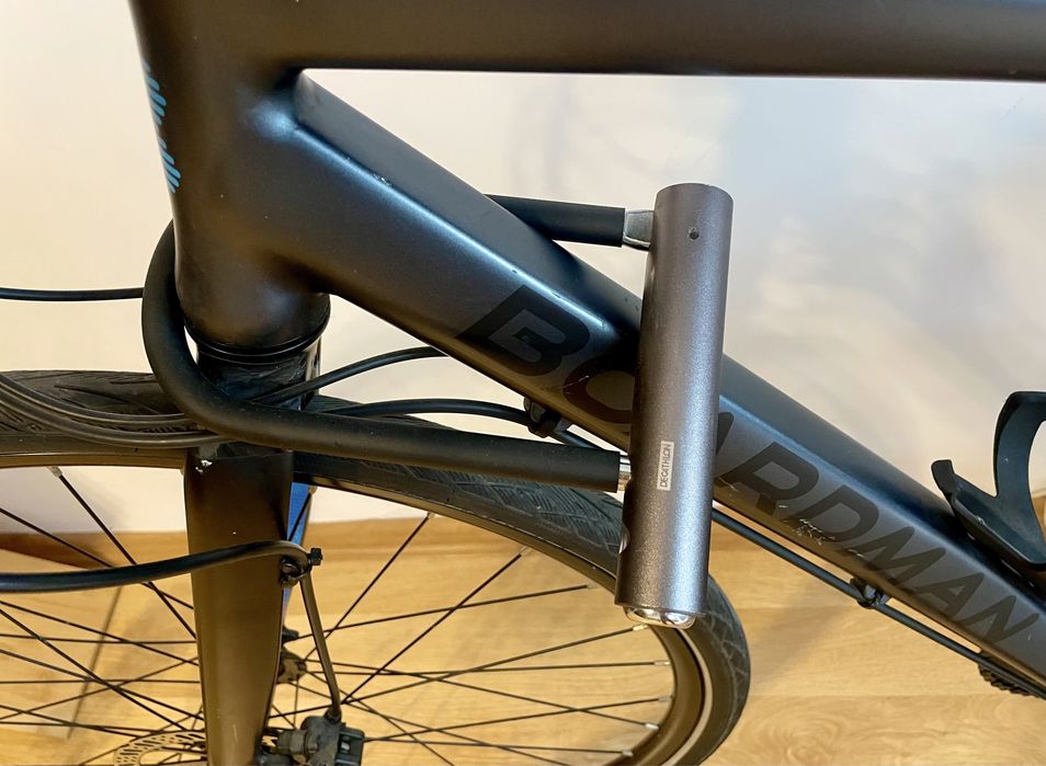 Bicicletă Boardman HYB 8.6
