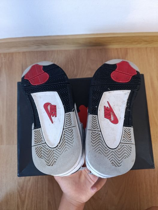 Jordan 4 White Cement