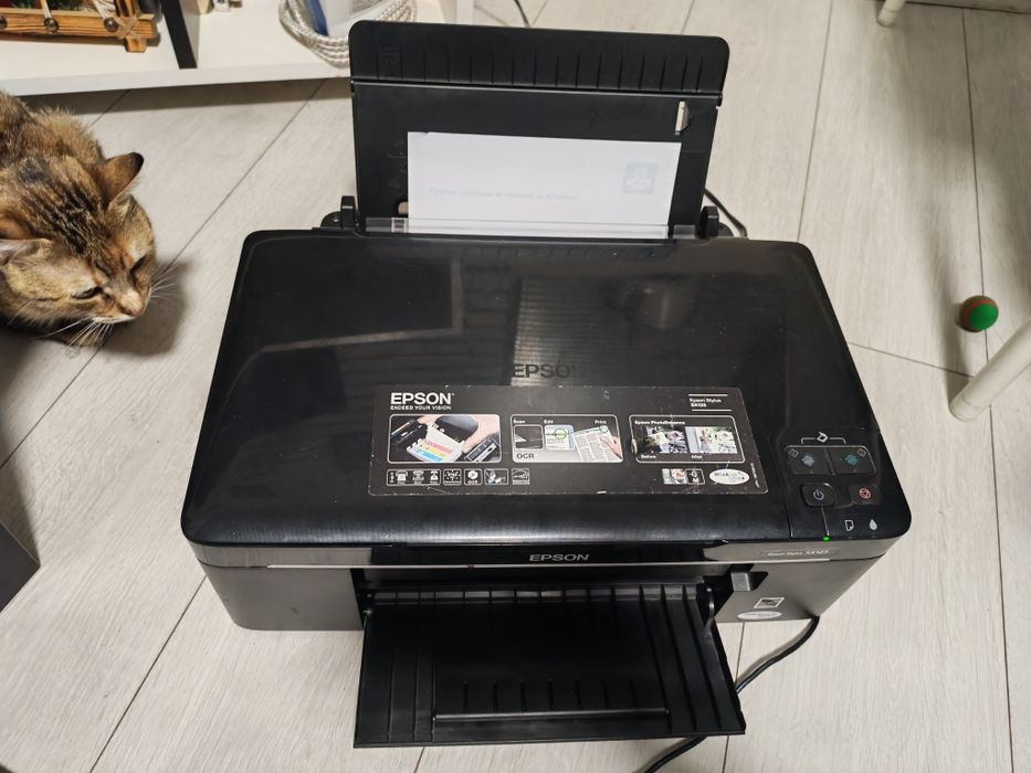 Принтер-скенер Epson Sx125 работещ скенер - ЗА Части.