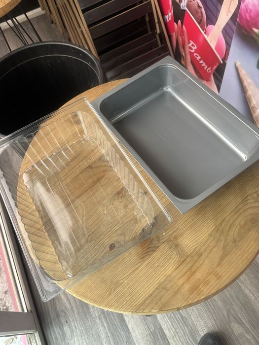 Продам пластиковые лотки