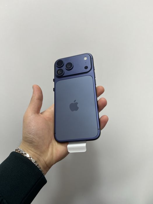 Iphone 17 Pro Max Dubai 1/1