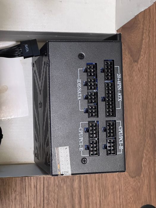 Vând componente PC – Placă video/Sursa/Monitor