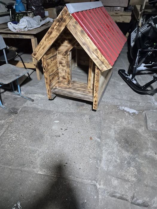 Продам будку для собаки