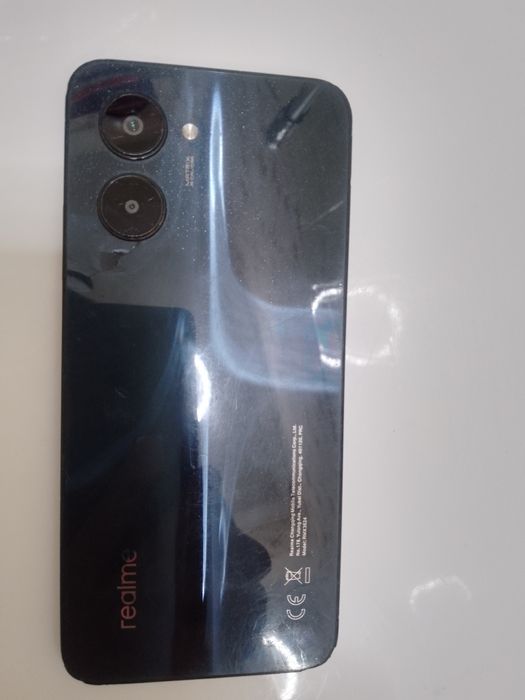 Продам телефон  realme