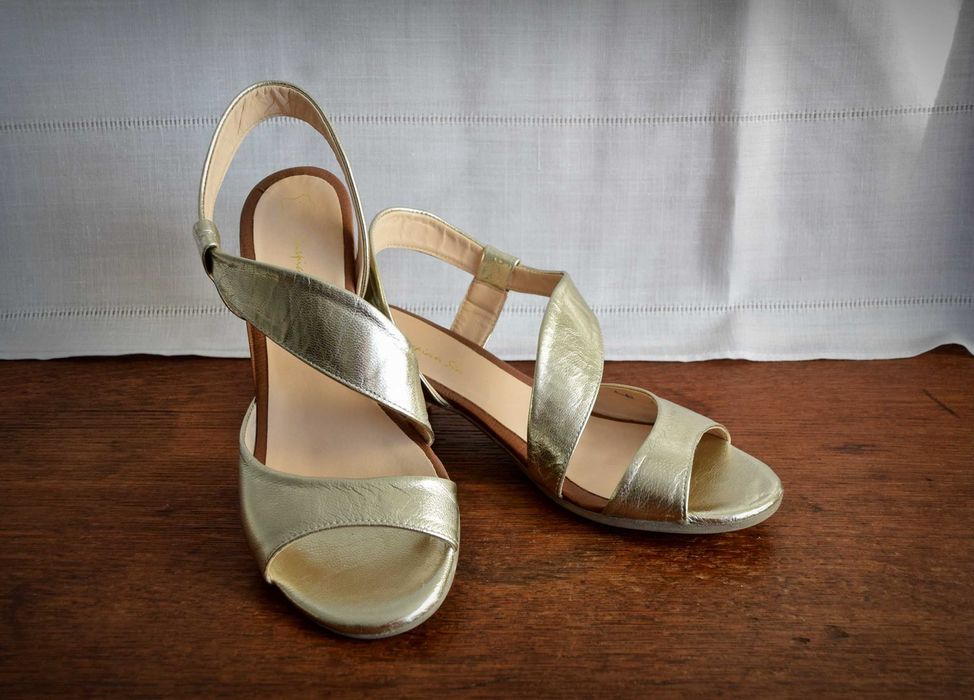 Sandale comode aurii, de ocazie sau zi de zi