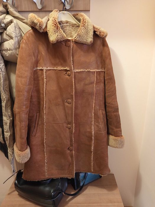 кожух от естествена кожа с косъм размер L