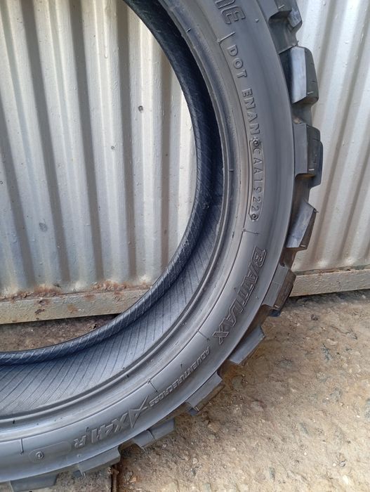 Гуми за мотор предна 120/70/19 задна 170/60/17