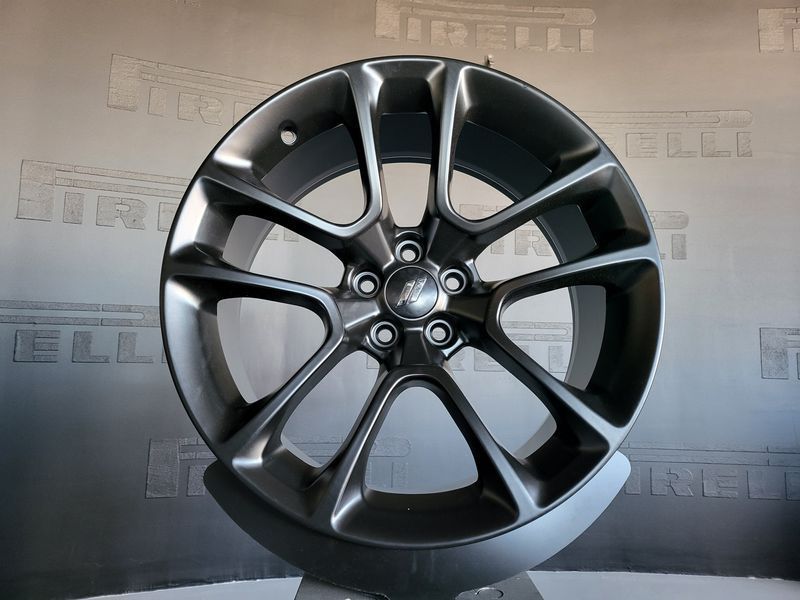 20цола Dodge Challenger Додж  5x115