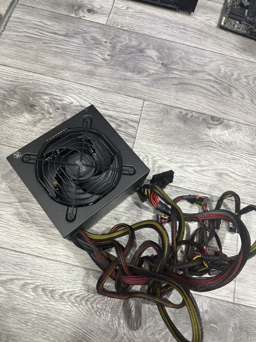 Блок питания Cooler Master MWE Bronze V2 450W