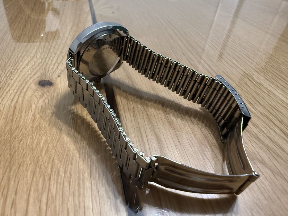 Швейцарски винтидж часовник PROVITA (Automatic)