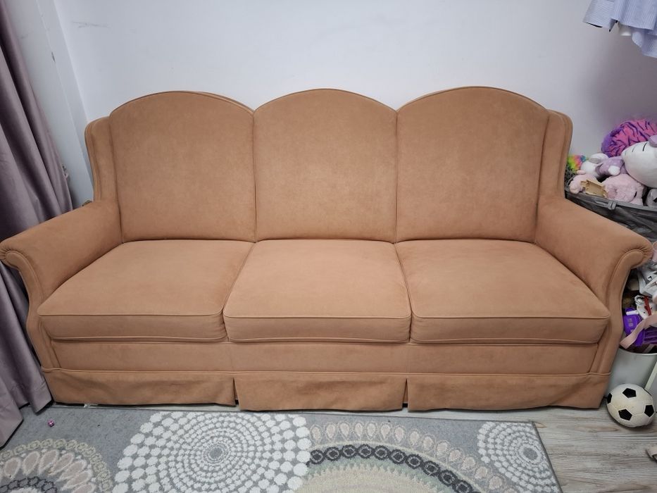 Canapea 3 locuri fixa, piele naturala alcantara, culoare coniac