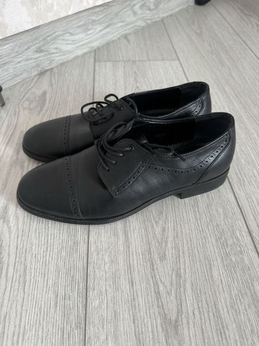 Кожаные , классические туфли