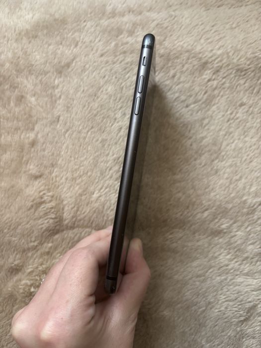 Срочно продам iPhone 8 Plus 256 ГБ или обмен на Apple Watch