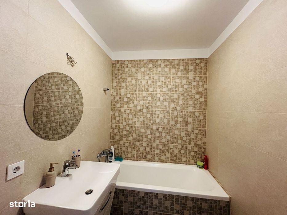 Apartament de vanzare, bloc nou, cu lift, bucatarie separata, dressing